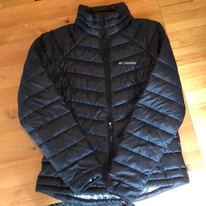 Columbia Black puffy jacket